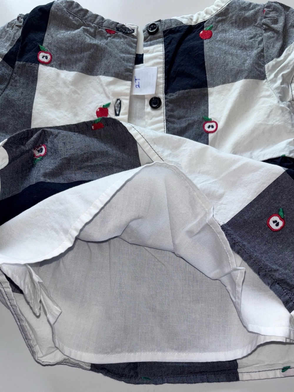 TOPS - Picture 11 of 11